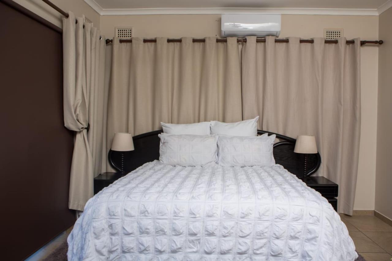 Dyna Guest House Durban Exterior photo