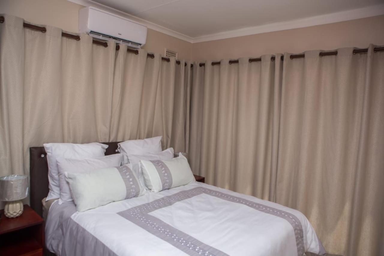 Dyna Guest House Durban Exterior photo