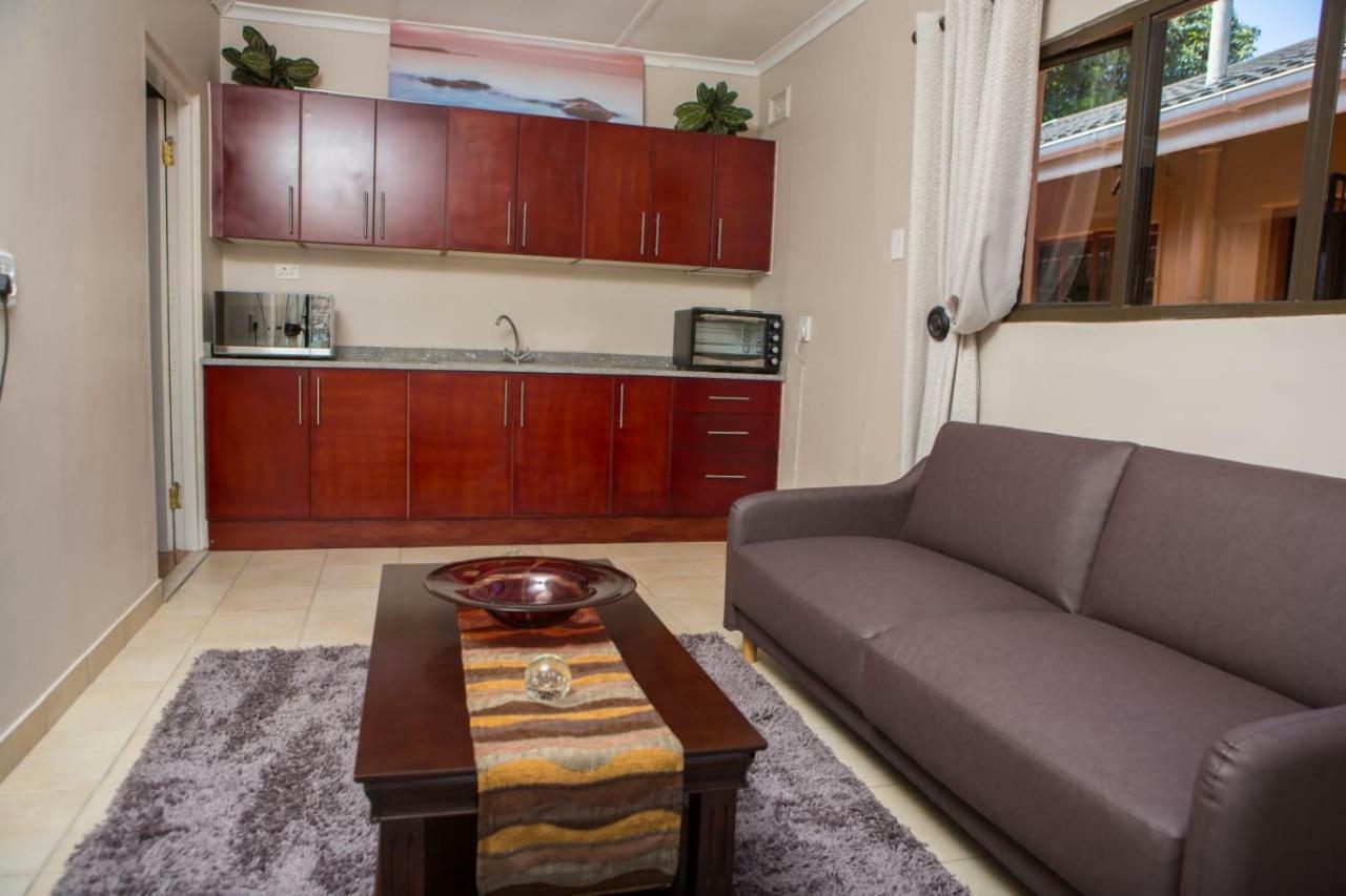 Dyna Guest House Durban Exterior photo